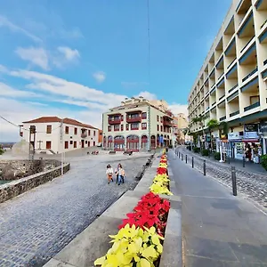 https://vista-puerto-de-la-cruz-tenerife.in-canary-islands.com